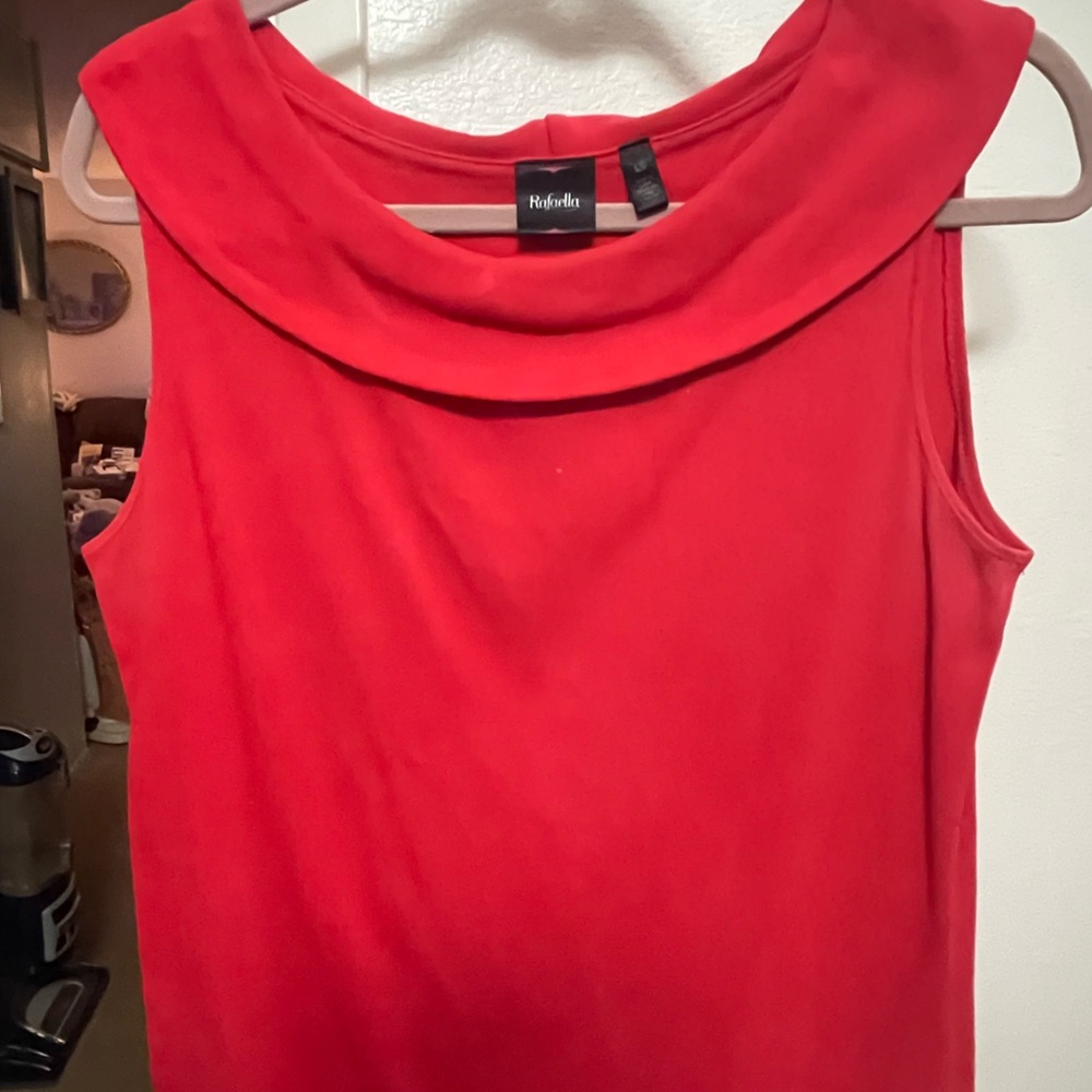 Women’s red top